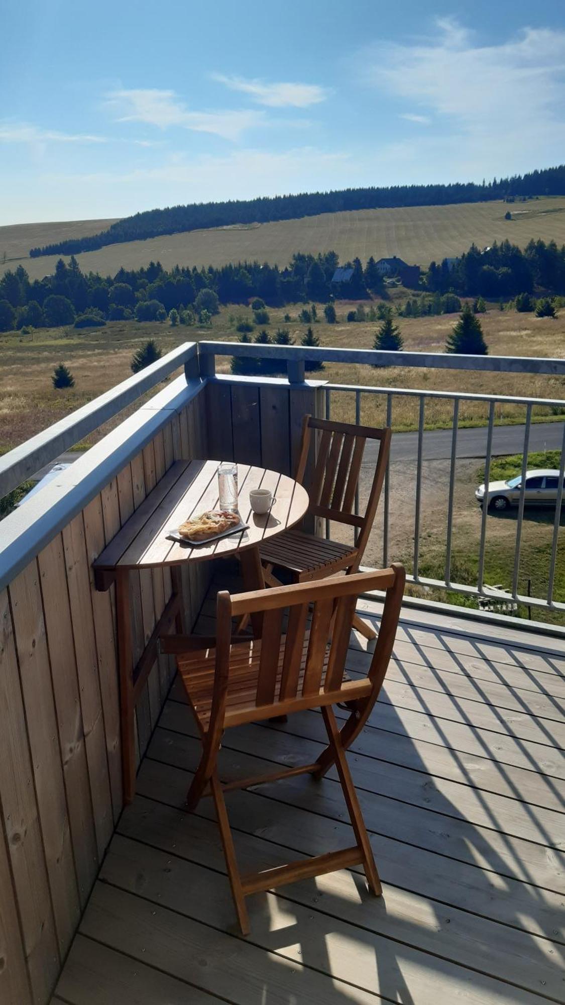 Mezonetovy Apartman Se Dvema Balkony A Vyhledem Loučná pod Klínovcem Esterno foto